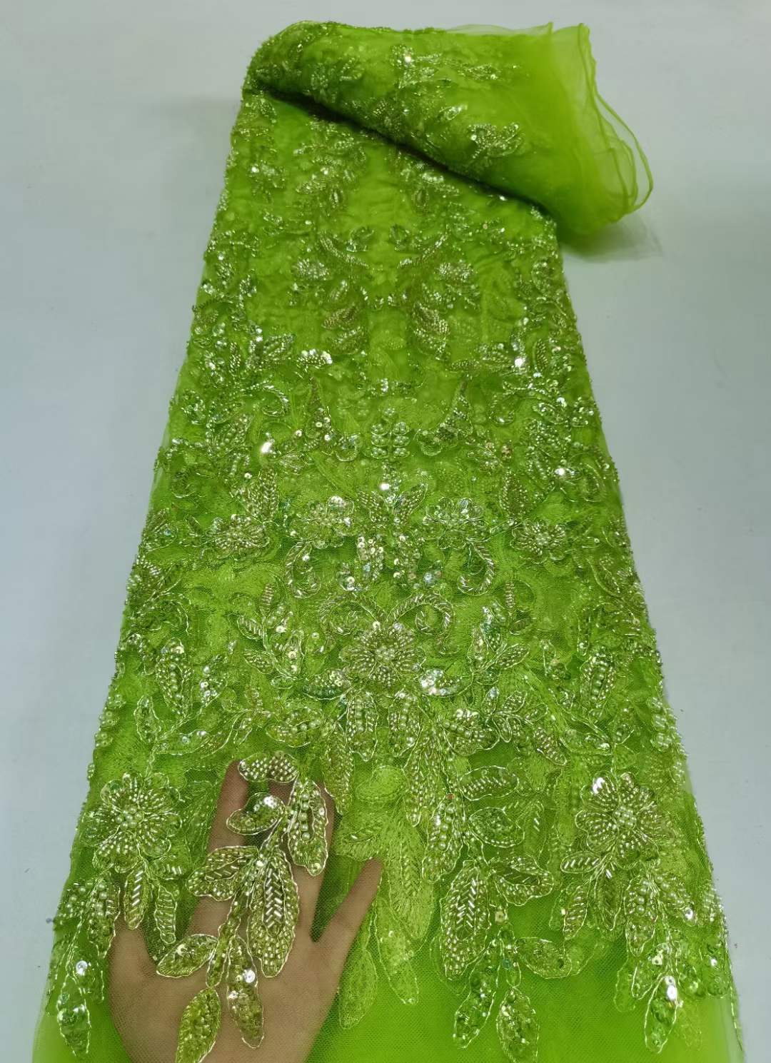 Custom Made Evening Party Gown - Crystal Mesh Fabric recensie en prijs