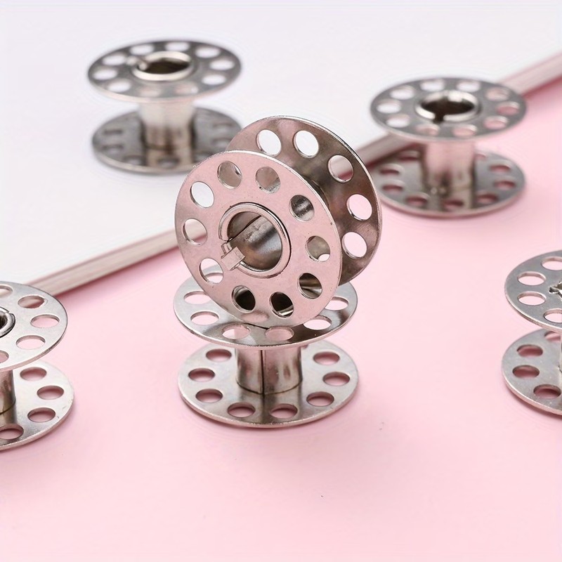 94Pcs Rustproof Metal Bobbins, - Embroidery Craft recensie en prijs