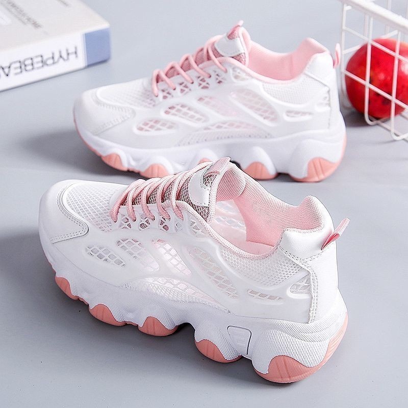 Breathable Mesh Chunky Sneaker - Guipure Lace Panel recensie en prijs