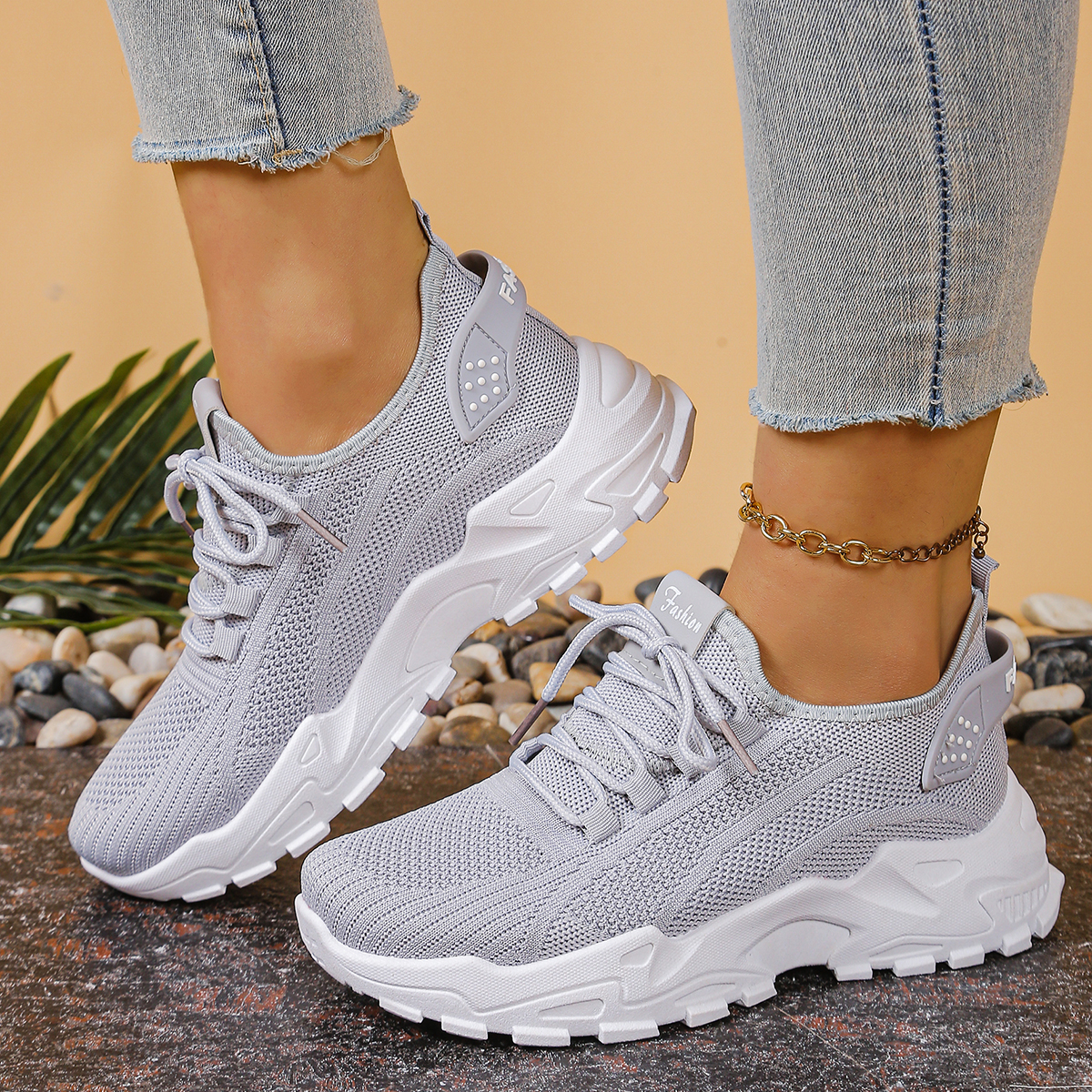Women's sports shoes 2026，Brea - Guipure Lace Panel recensie en prijs