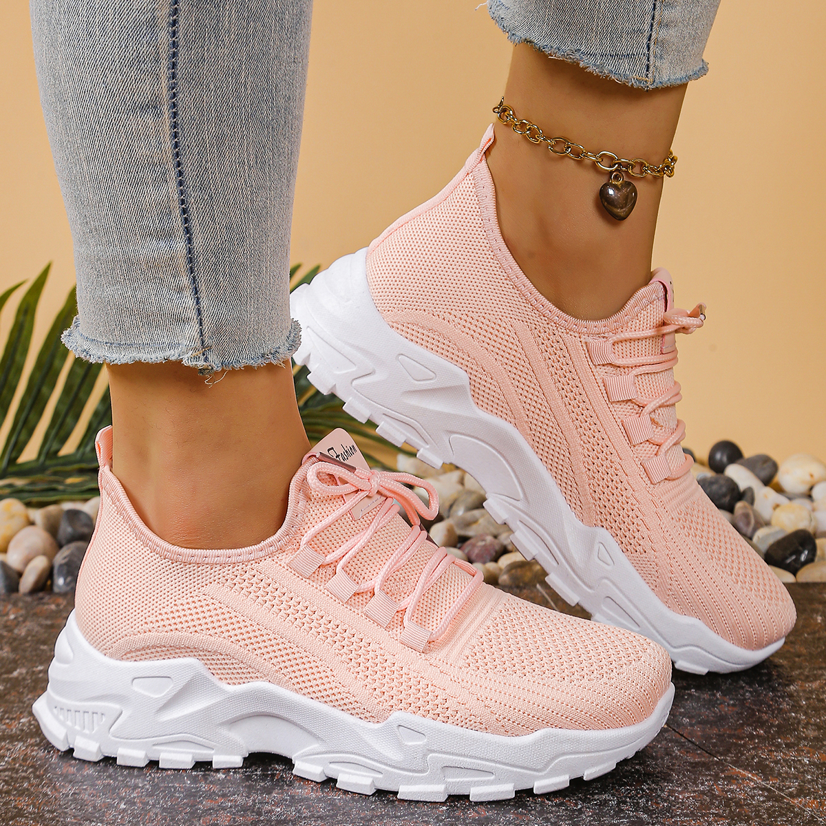 Women's sports shoes 2026，Brea - Guipure Lace Panel recensie en prijs