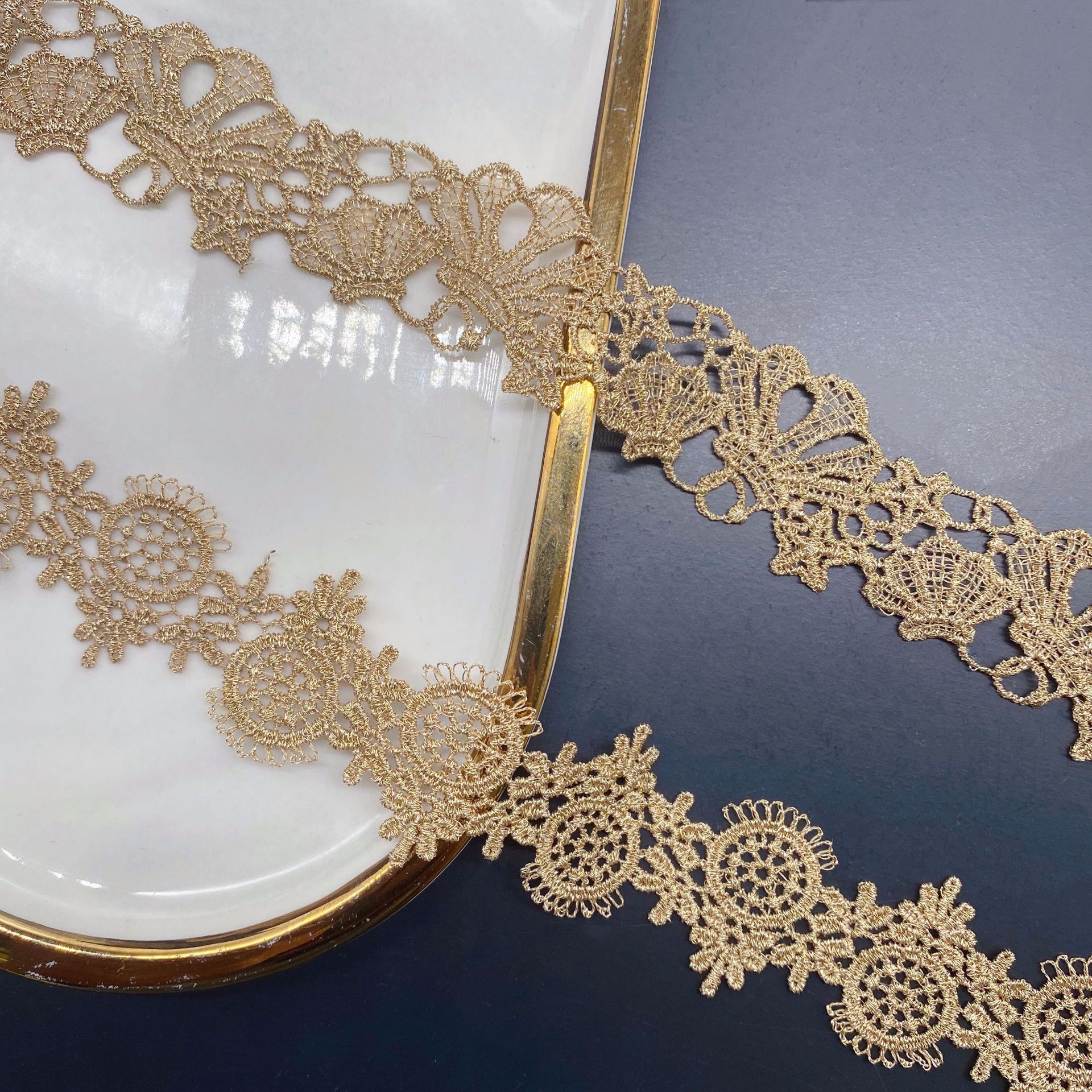 2yards Golden Embroidered Love - Lace Ribbon Trim recensie en prijs